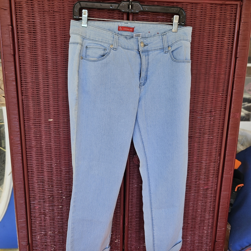 Signature Light Blue Women's Jeans
